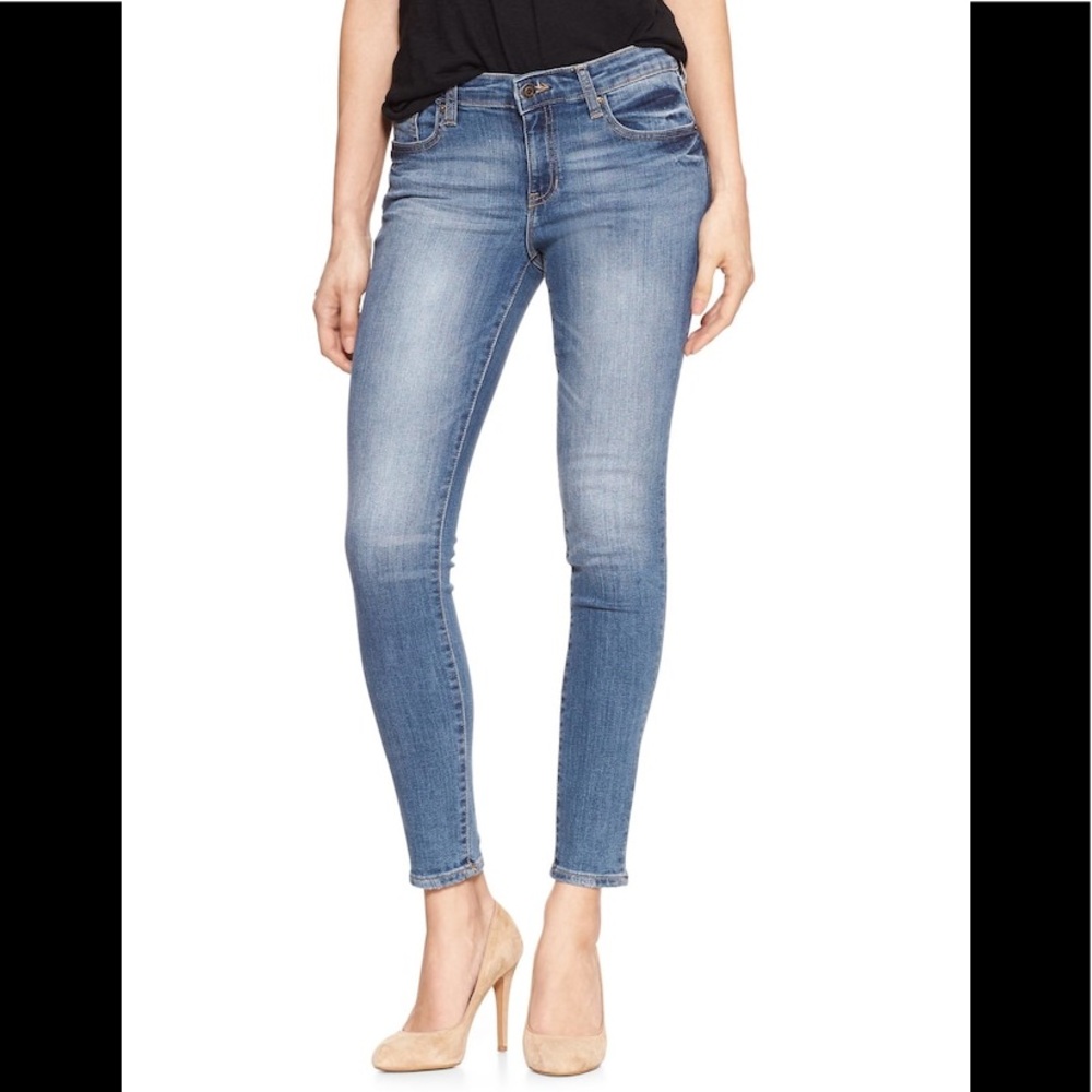 GAP Mid Rise Legging Skimmer Jeans